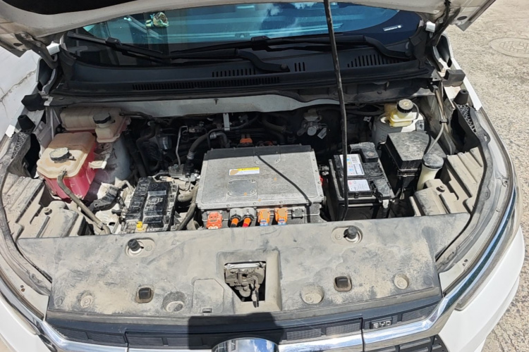 BYD Yuan New Energy 2019 #22 BYD Yuan New Energy 2019 car image #22