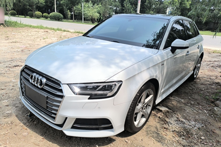 Audi A3 2020 car image #2
