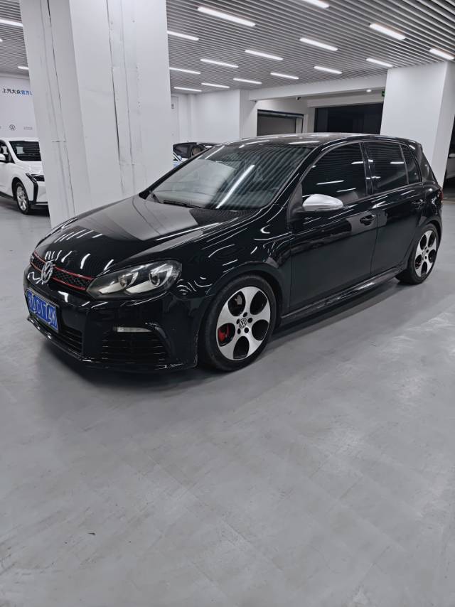 Volkswagen GolfGTI 2012 Volkswagen GolfGTI 2012 car image