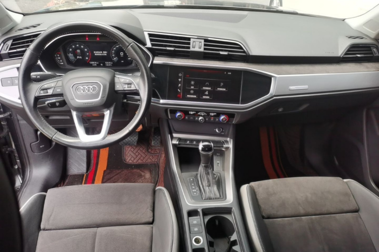 Audi Q3 2020 #10 Audi Q3 2020 car image #10