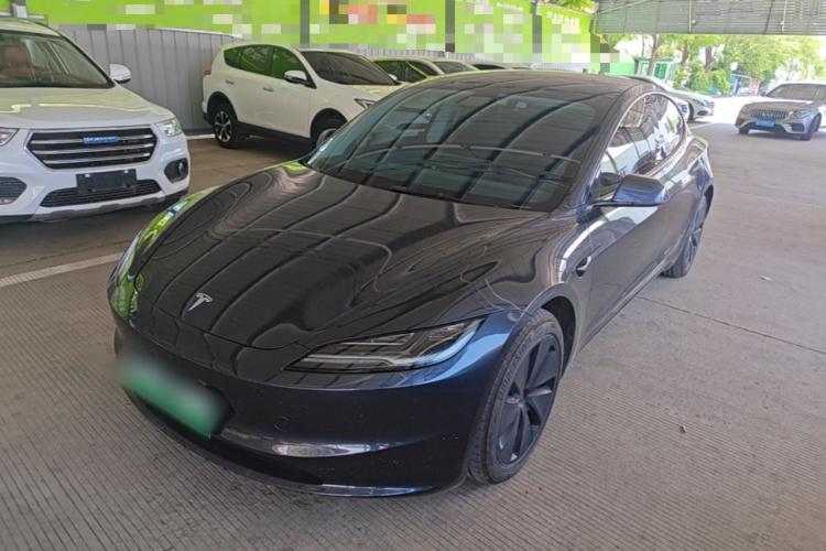 Tesla Model 3 2025 #2 Tesla Model 3 2025 car image #2