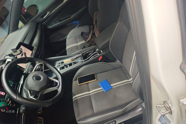 Volkswagen Golf 2022 car image #17