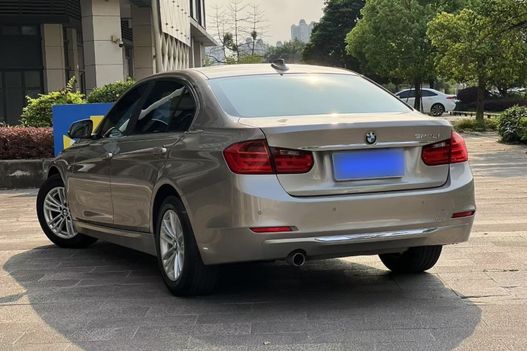 BMW 3 Series 2015 #7 BMW 3 Series 2015 car image #7