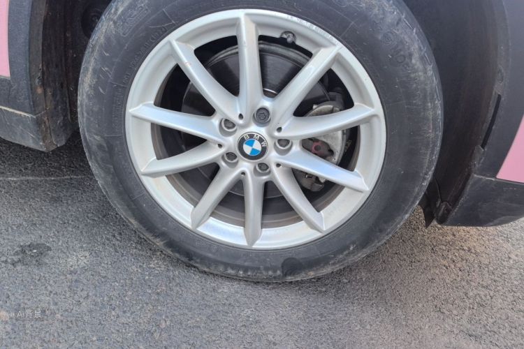 BMW X1 2018 immagine di auto #9
