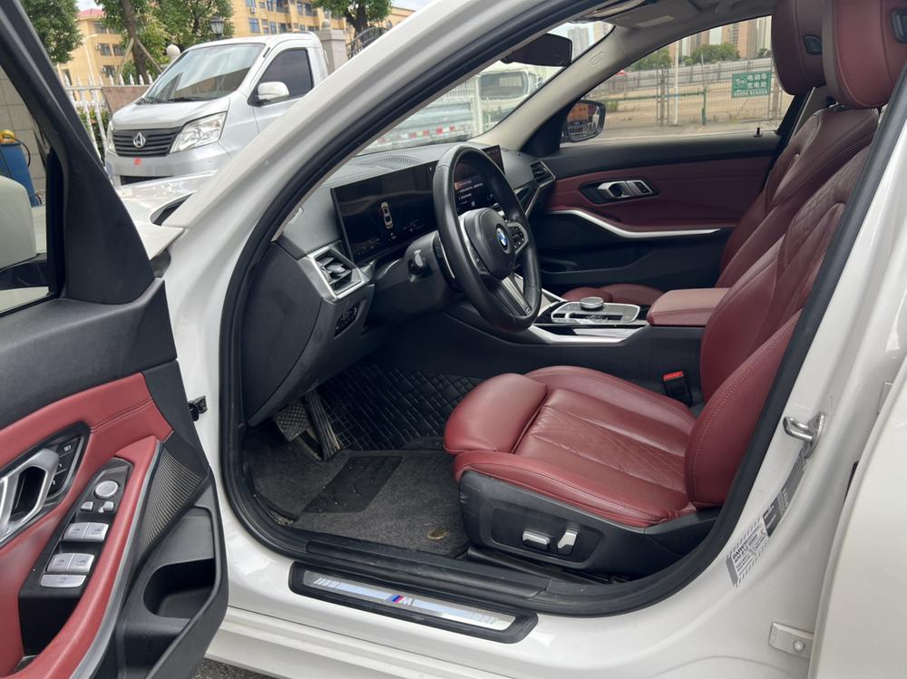 BMW 3 Series 2023 car image #9
