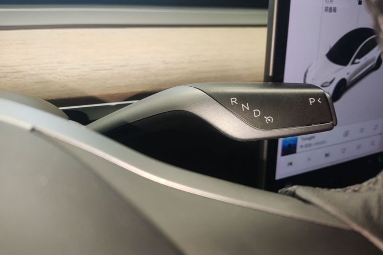Tesla Model 3 2021 #14 Tesla Model 3 2021 car image #14
