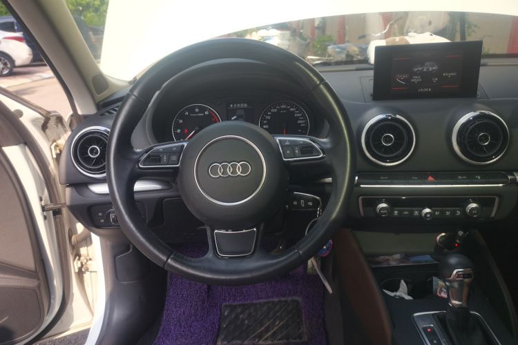 Audi A3 2017 car image #11