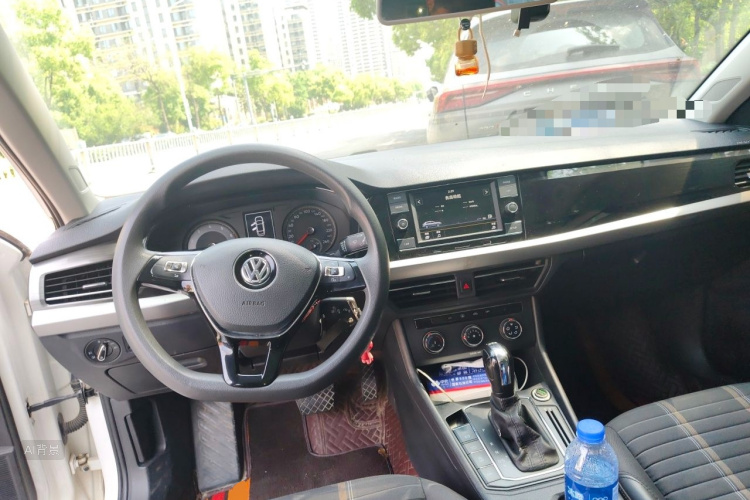 Volkswagen Lavida 2019 #11 Volkswagen Lavida 2019 car image #11