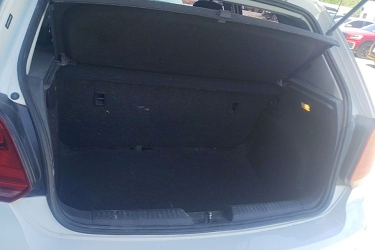Volkswagen Polo 2019 car image #21