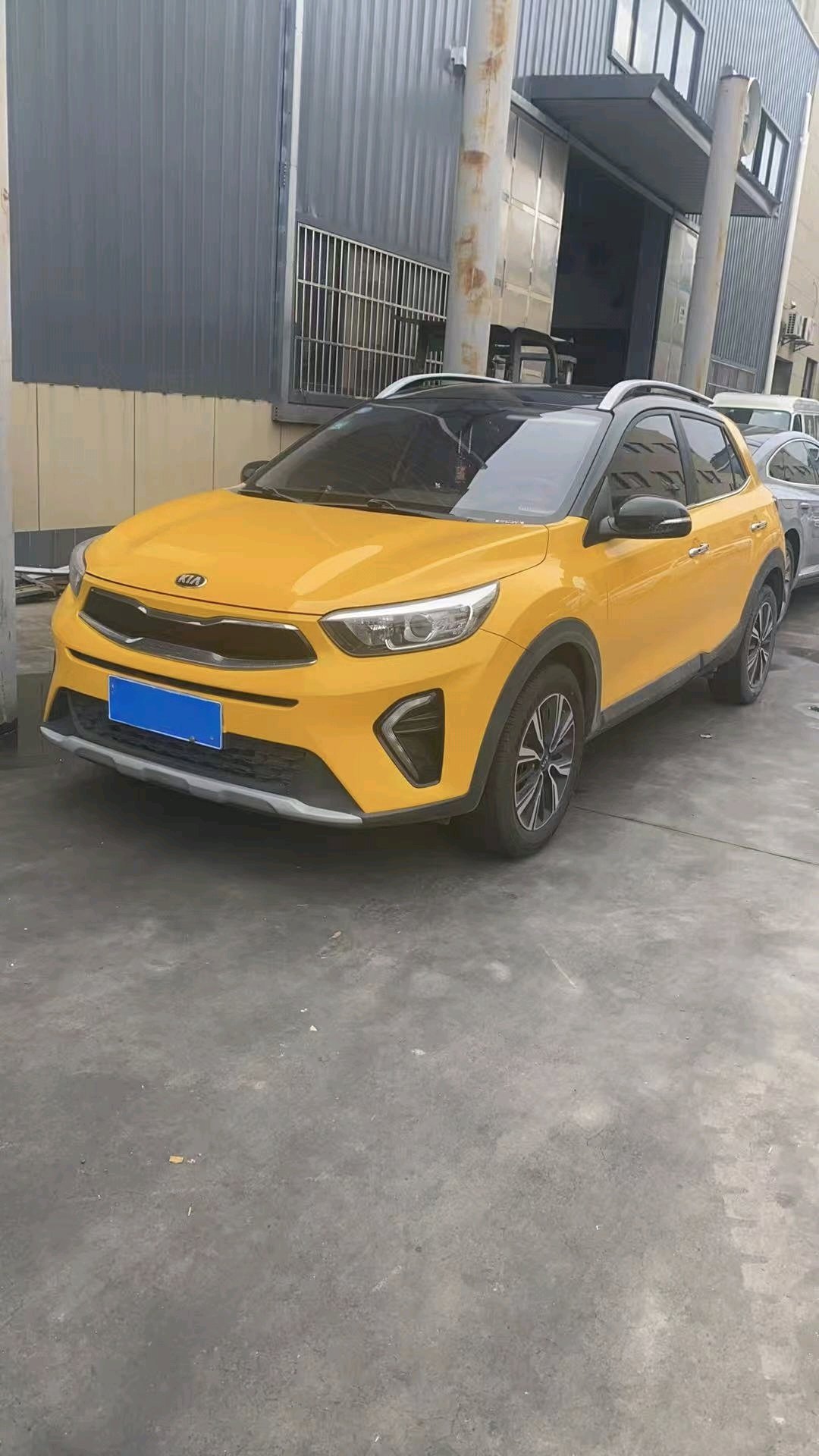 Kia KX1 2019 car image 