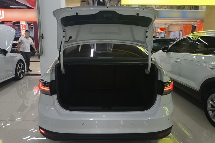 Volkswagen Lavida 2023 car image #19