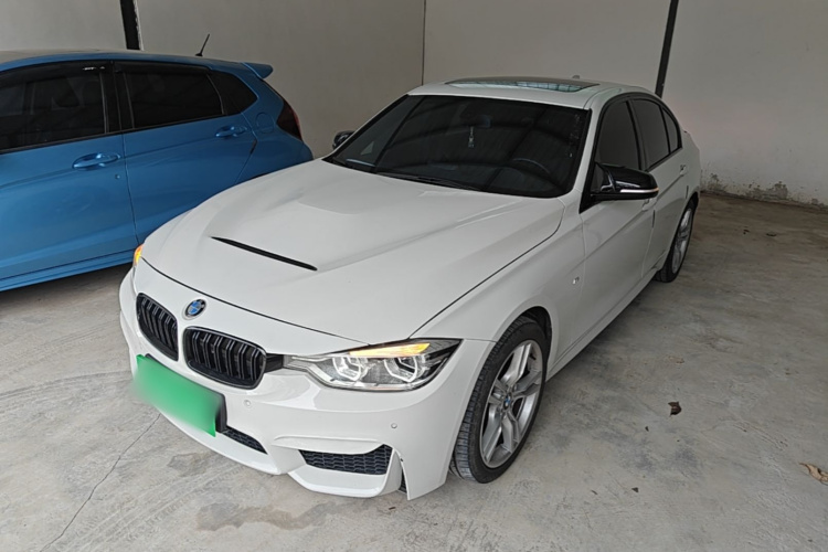 BMW 3 Series 2018 car image #2