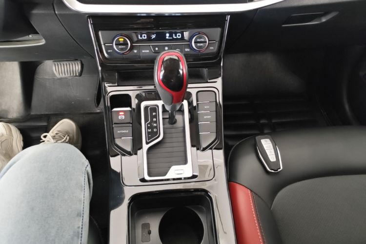 GEELY Emgrand GS 2021 #14 GEELY Emgrand GS 2021 car image #14