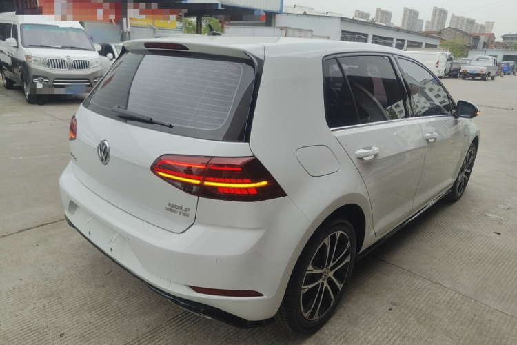 Volkswagen Golf 2019 #7 Volkswagen Golf 2019 car image #7