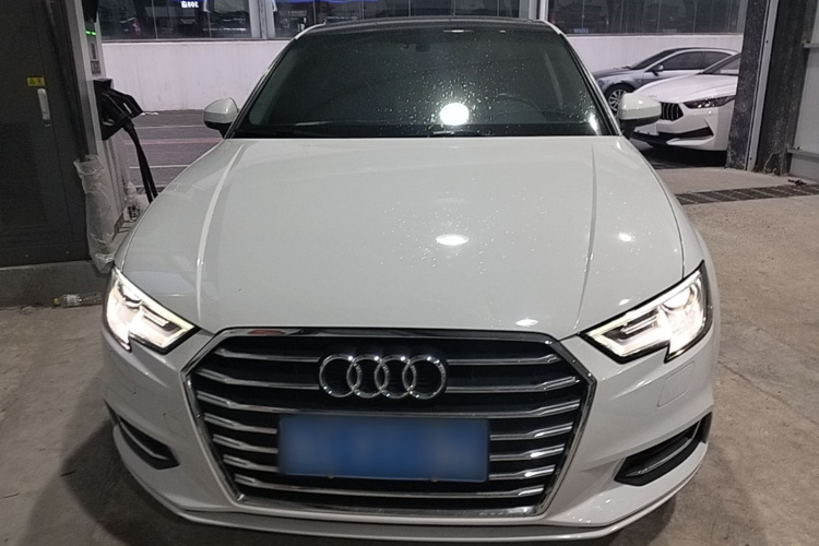 Audi A3 2021 car image #3