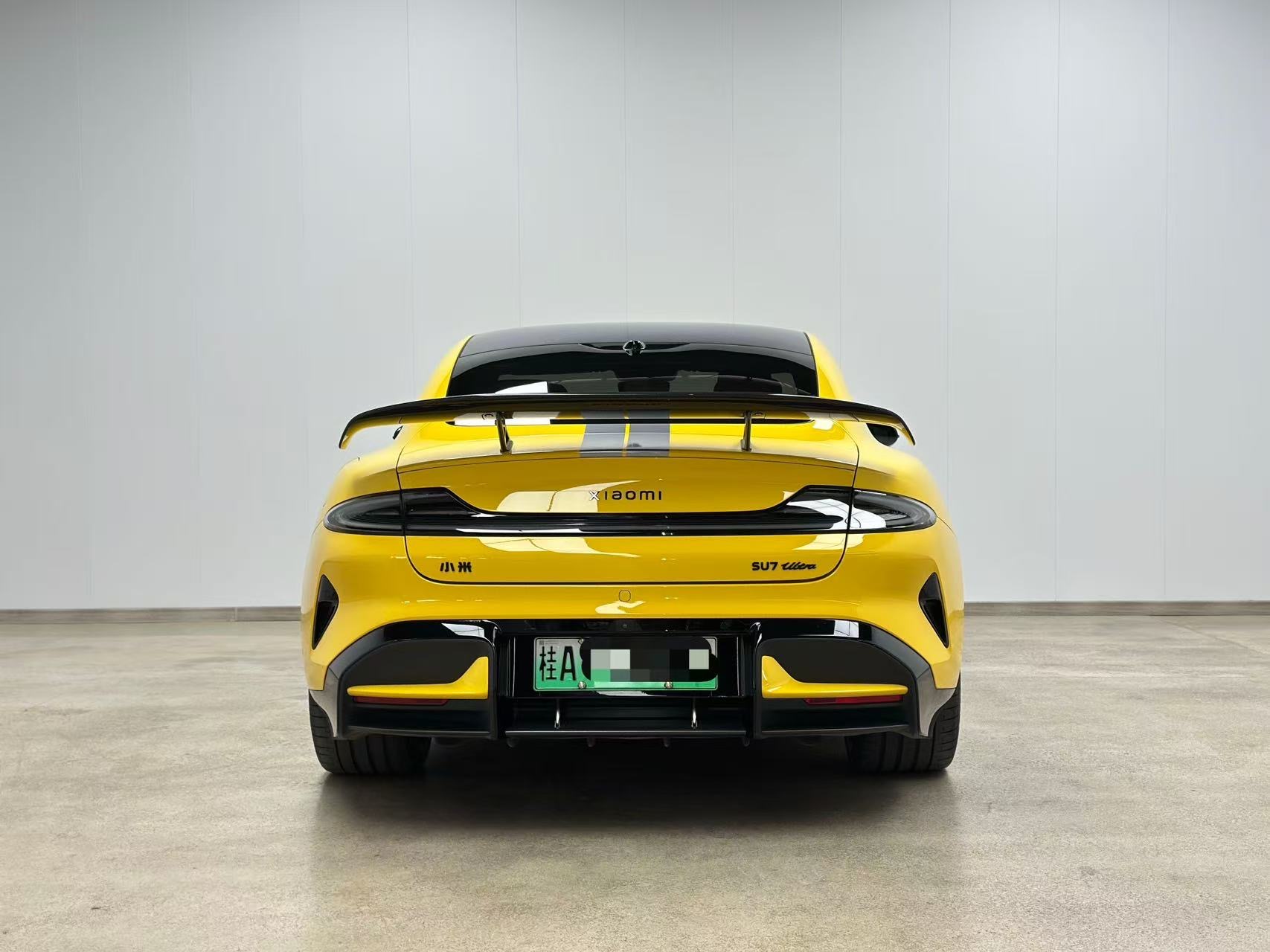 MI SU7 Ultra 2025 car image #4