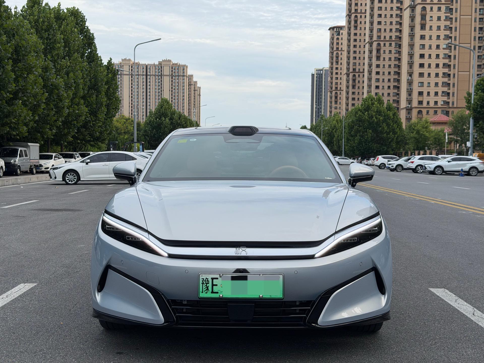 BYD HanL 2025 car image #2