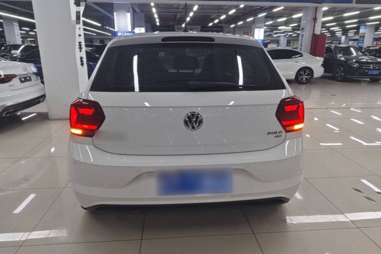 Volkswagen Polo 2020 car image #6