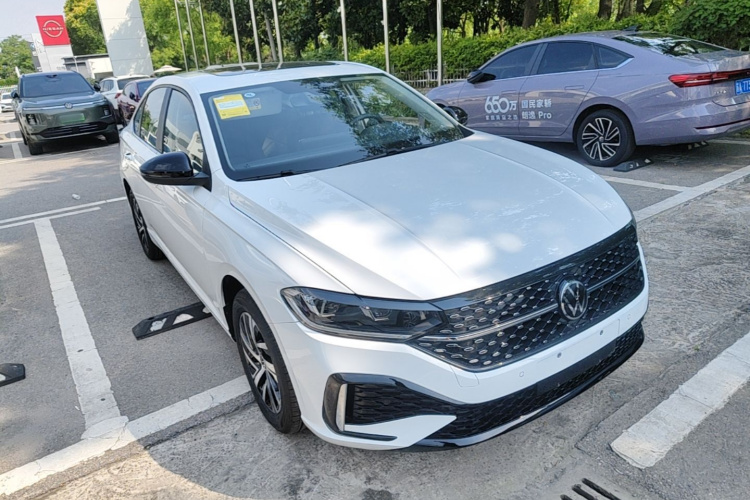 Volkswagen Lavida 2024 car image #4