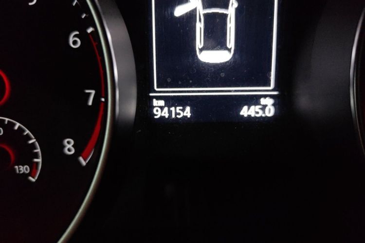Volkswagen Golf 2018 car image #8