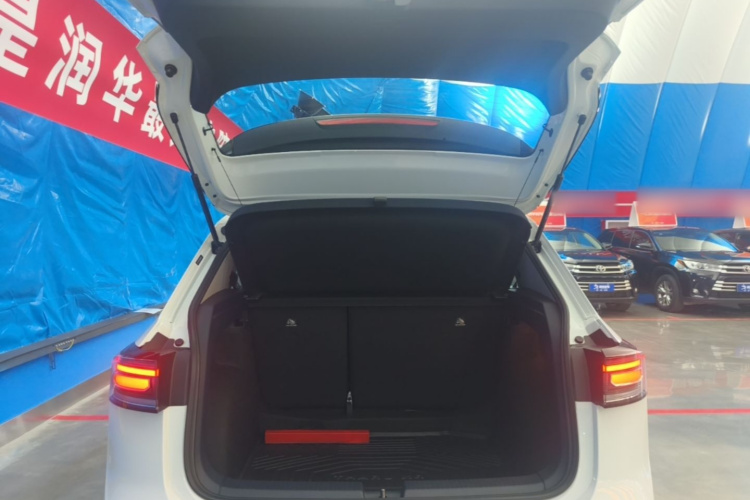 Volkswagen Tharu 2025 #19 Volkswagen Tharu 2025 صورة سيارة #19