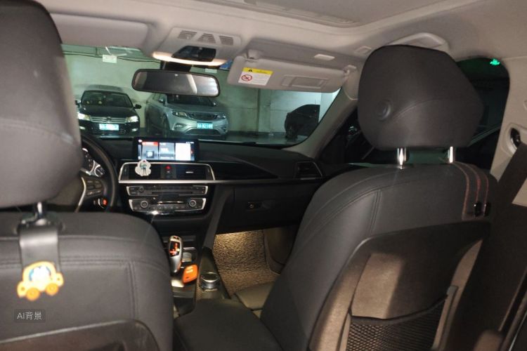 BMW 3 Series 2019 car image #20