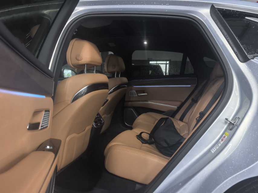 BYD HanL 2025 صورة سيارة #5
