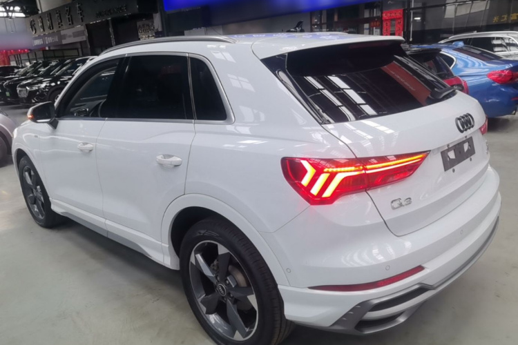 Audi Q3 2021 #5 Audi Q3 2021 car image #5
