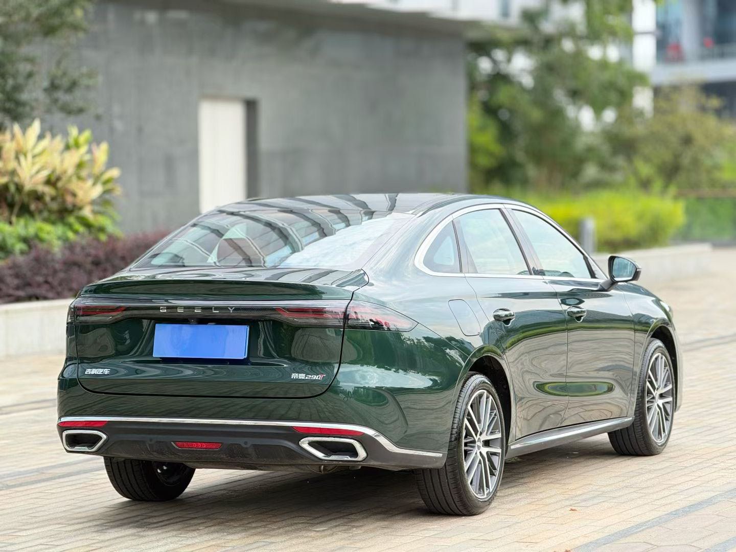 GEELY Emgrand 2025 #2 GEELY Emgrand 2025 car image #2