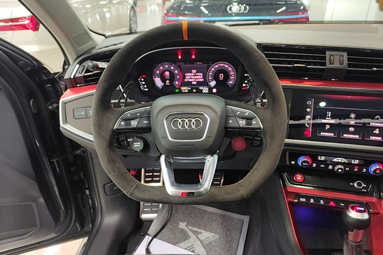 Audi Q3 2021 #11 Audi Q3 2021 car image #11