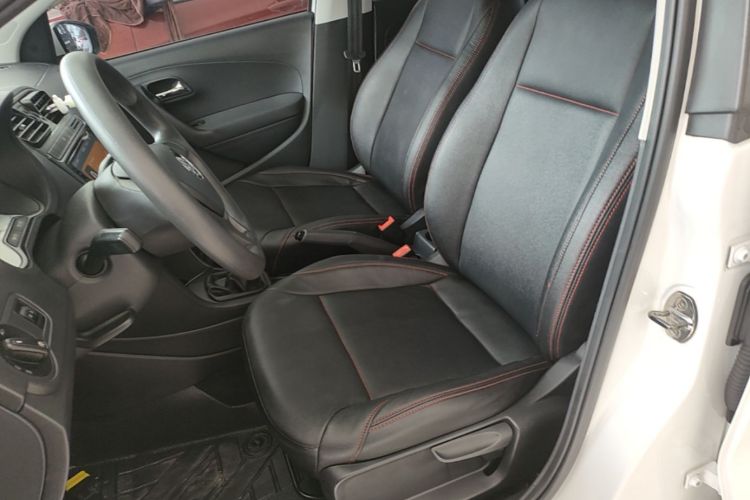 Volkswagen Polo 2017 #15 Volkswagen Polo 2017 car image #15
