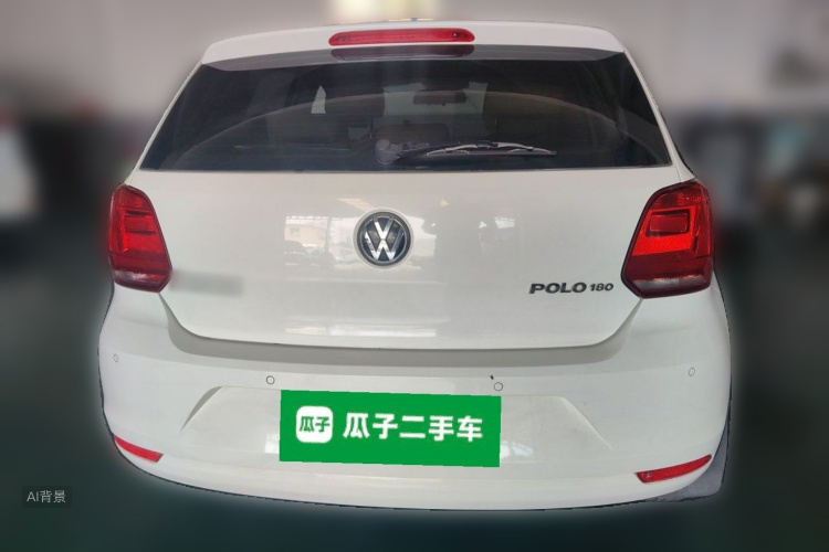 Volkswagen Polo 2015 car image #6