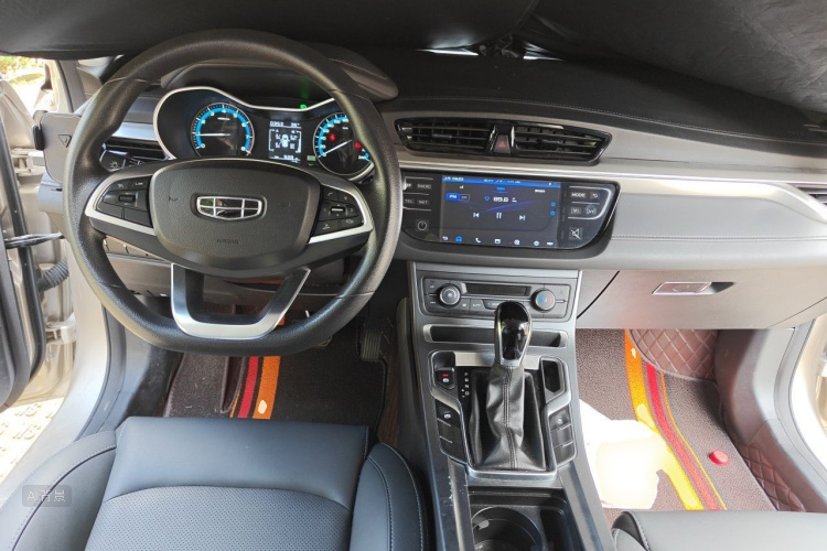 GEELY Emgrand 2020 car image #11