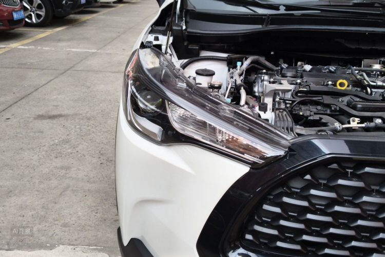 Toyota Corolla Cross 2026 صورة سيارة #8