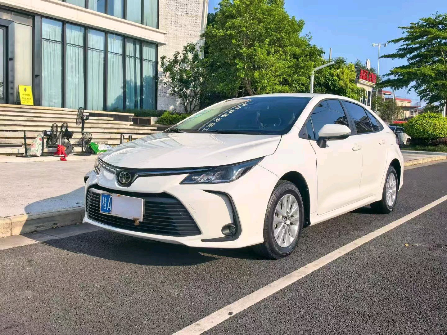 Toyota Corolla 2023 car image 