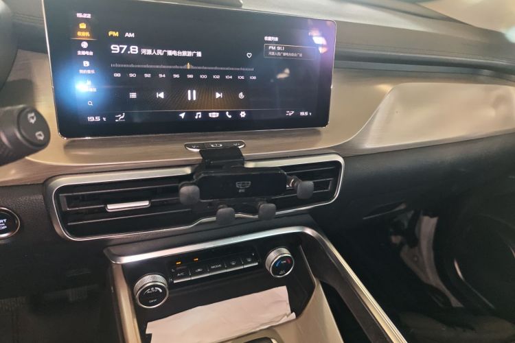 GEELY Coolray 2019 imagen de coche #13