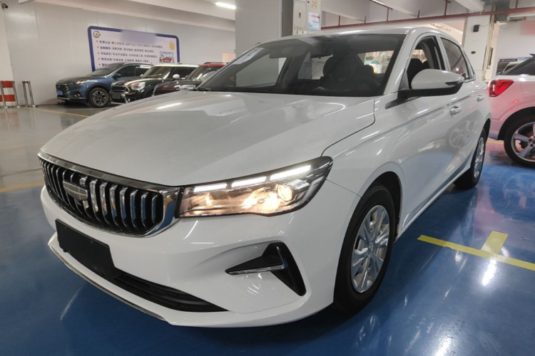 GEELY Emgrand 2025 #2 GEELY Emgrand 2025 car image #2
