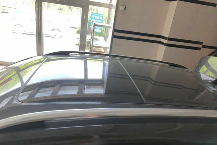 Volkswagen Tharu 2018 car image #30