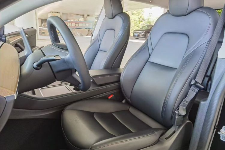 Tesla Model Y 2022 #12 Tesla Model Y 2022 car image #12