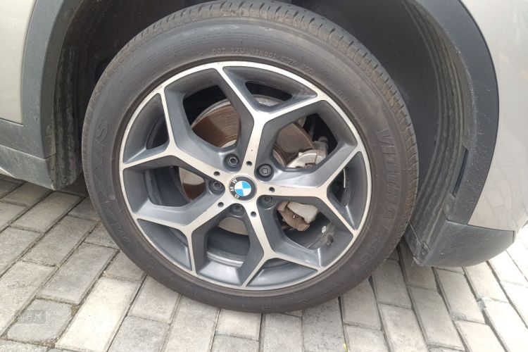 BMW X1 2018 car image #9