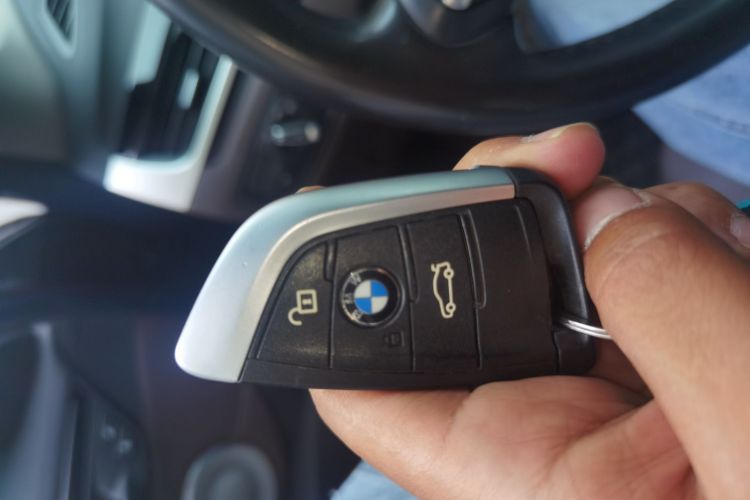 BMW X1 2022 car image #11