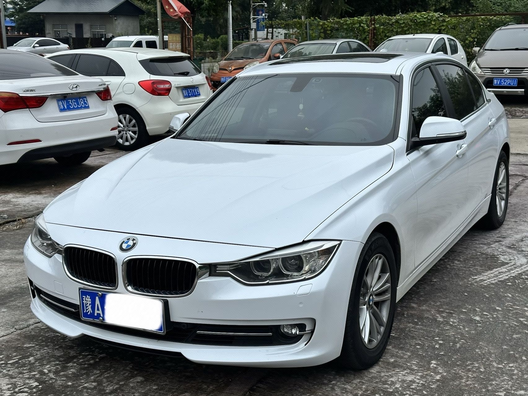 2013 2013 car image
