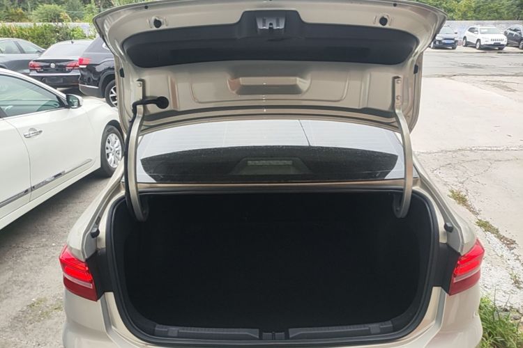 Volkswagen Lavida 2019 car image #19