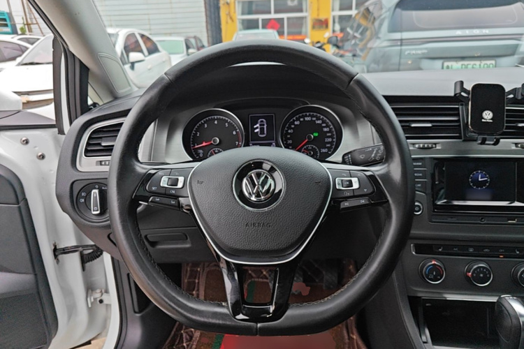 Volkswagen Golf 2017 #15 Volkswagen Golf 2017 car image #15