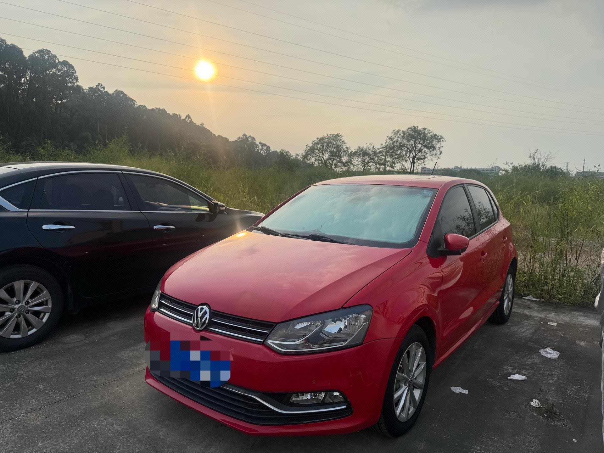 Volkswagen Polo 2015 car image 