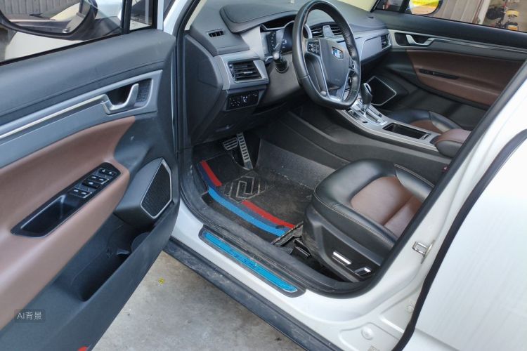 GEELY Emgrand GS 2018 car image #18