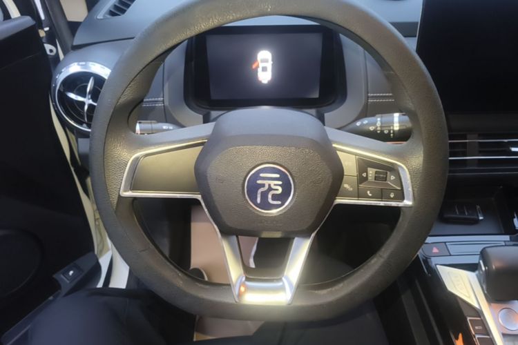 BYD Yuan New Energy 2021 car image #11