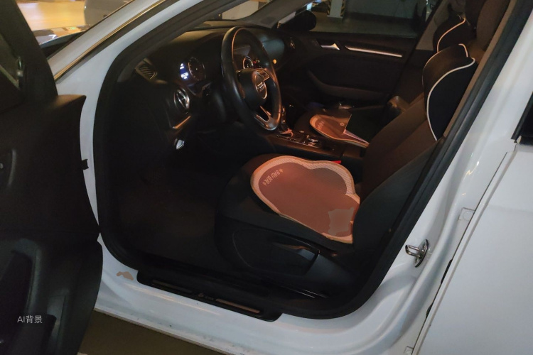 Audi A3 2017 car image #17