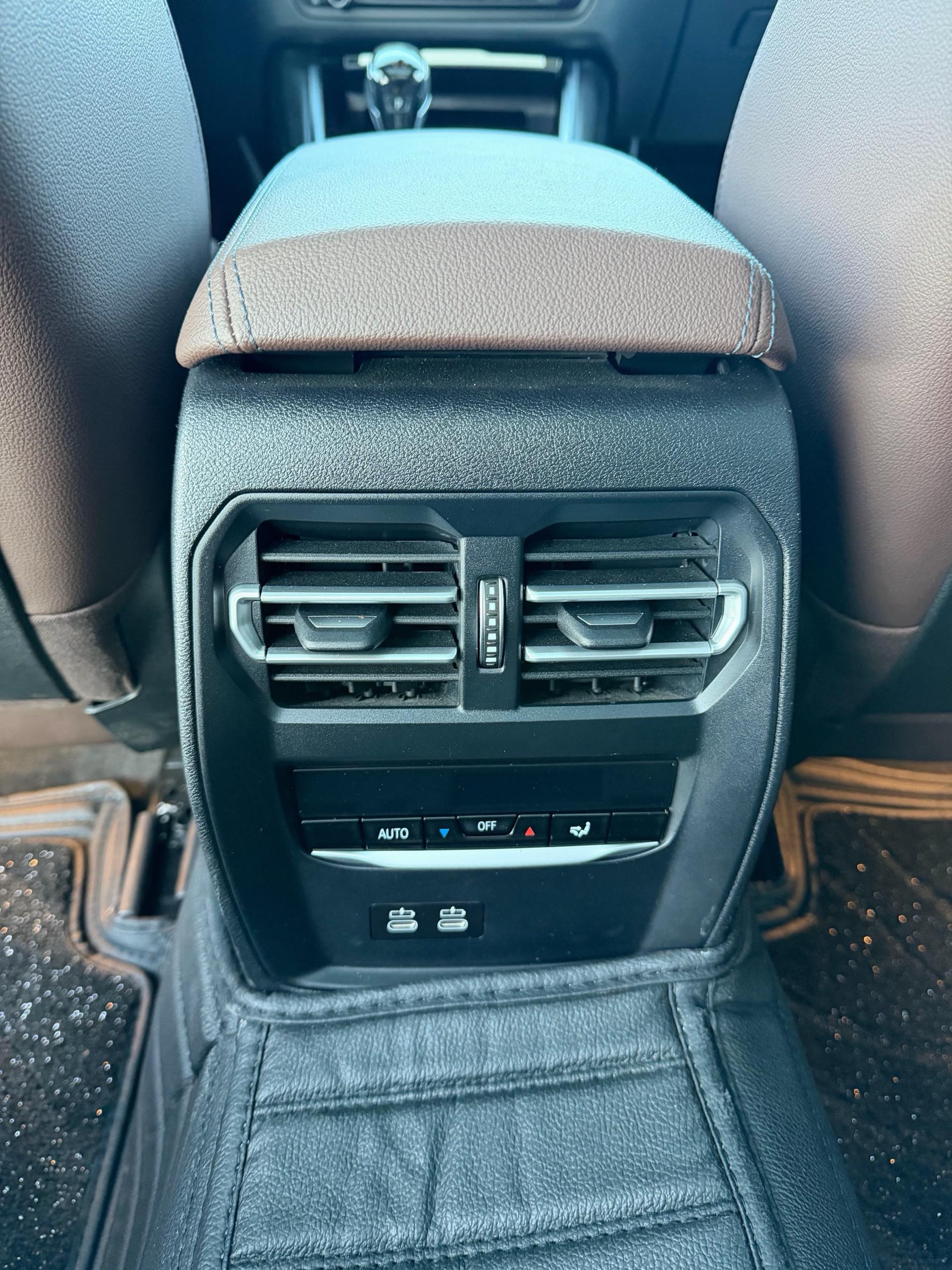 BMW 3 Series 2022 imagen de coche #11
