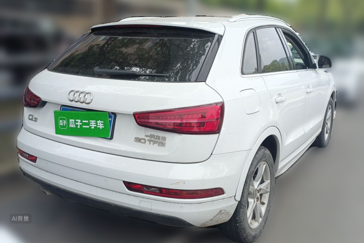 Audi Q3 2018 car image #7